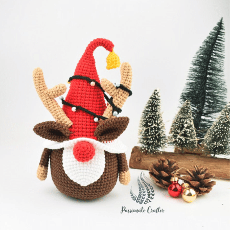 Free crochet Christmas gnome pattern- Reindeer