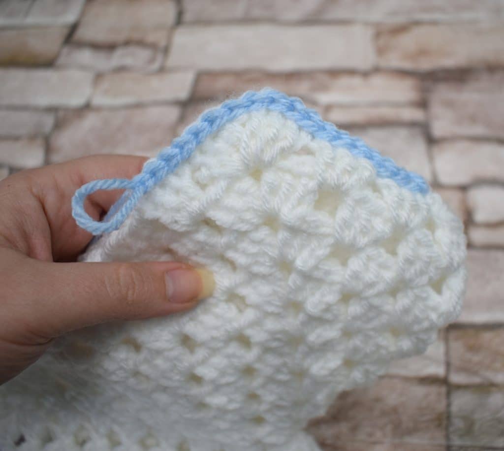 how to join a granny square with a slip stitch
