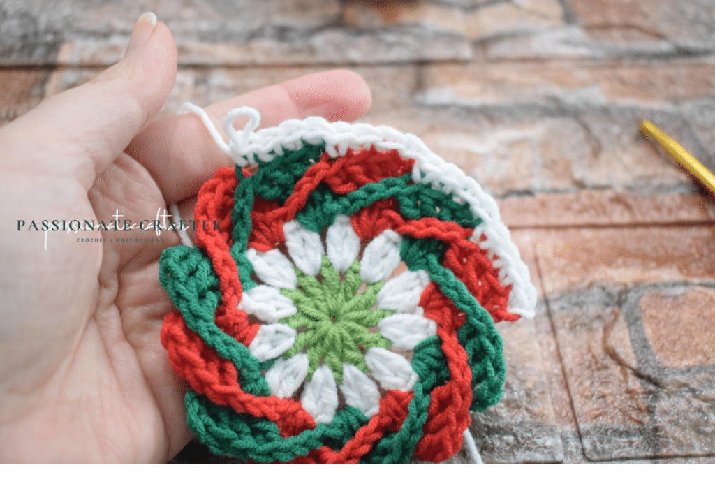 how to crochet a flower coaster