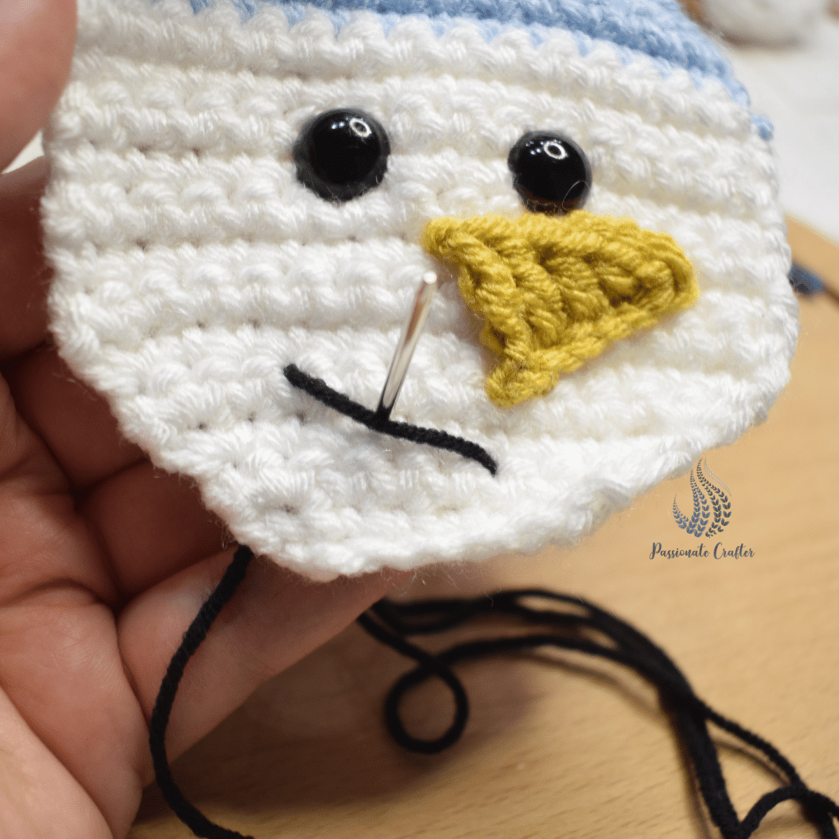 how to make a mouth with tapestry needle for amigurumi