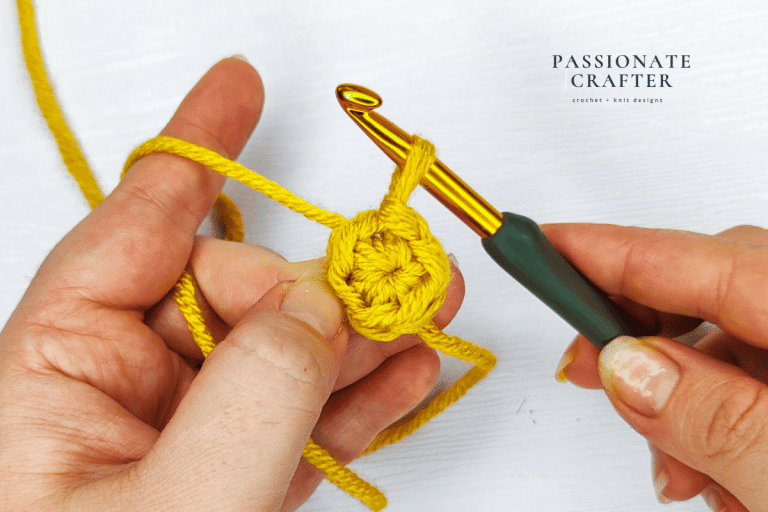 how to crochet a magic circle