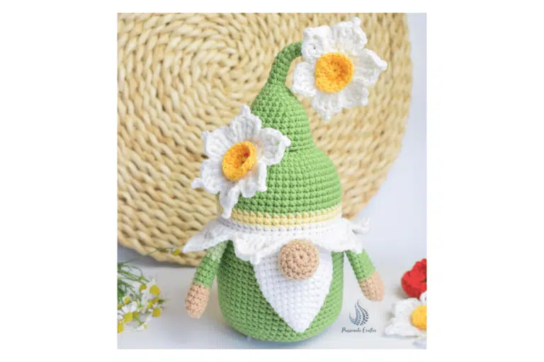 Crochet Daffodil gnome free pattern