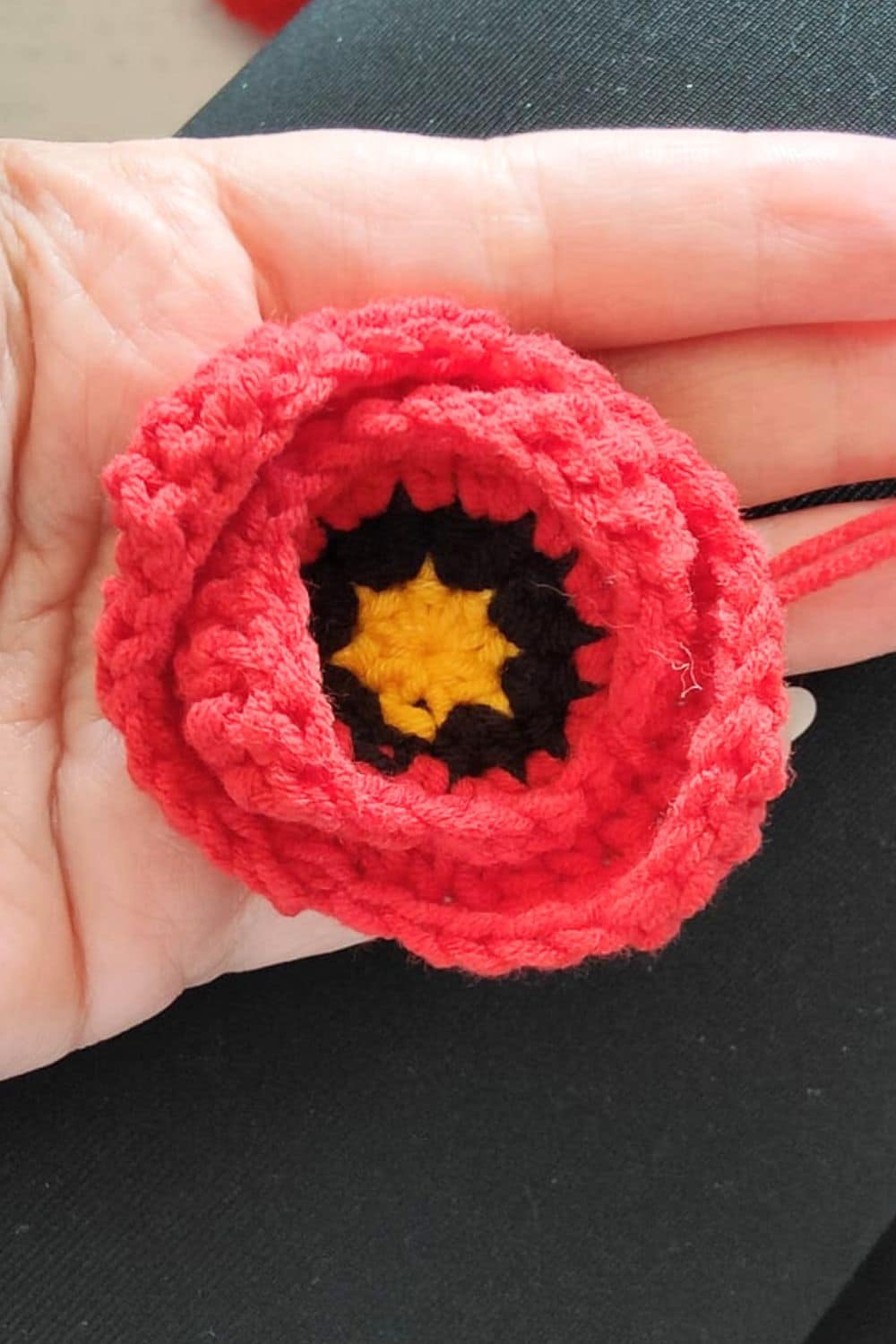 crochet poppy flower applique free pattern